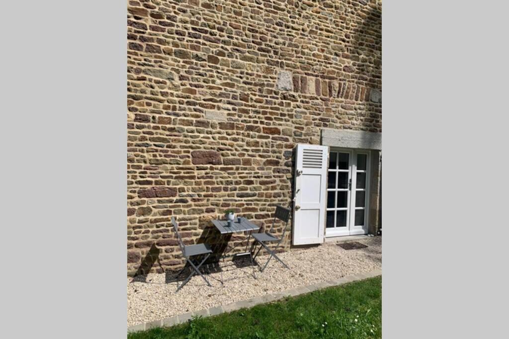 Ferienwohnung Le Logis K, Le Charme Au Coeur De Saint Pair Exterior foto