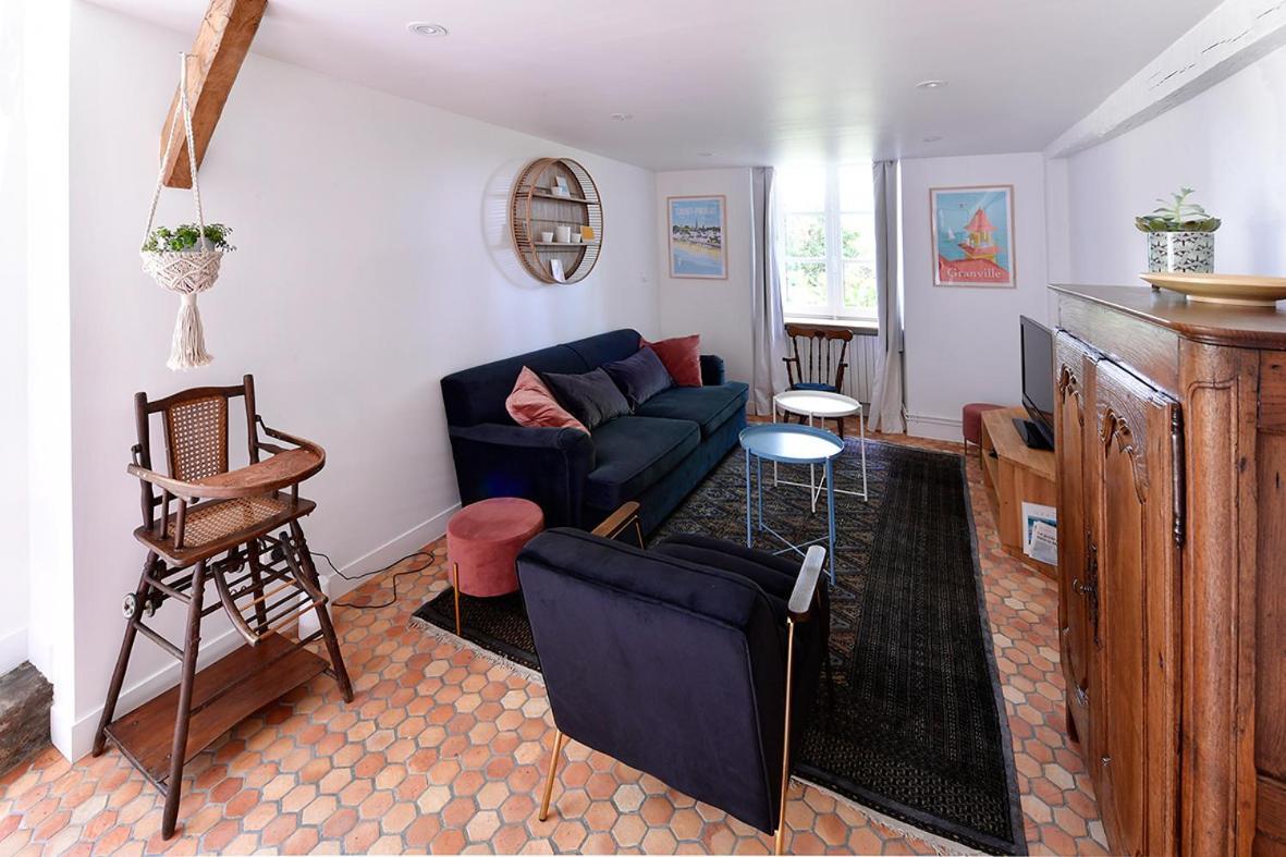 Ferienwohnung Le Logis K, Le Charme Au Coeur De Saint Pair Exterior foto
